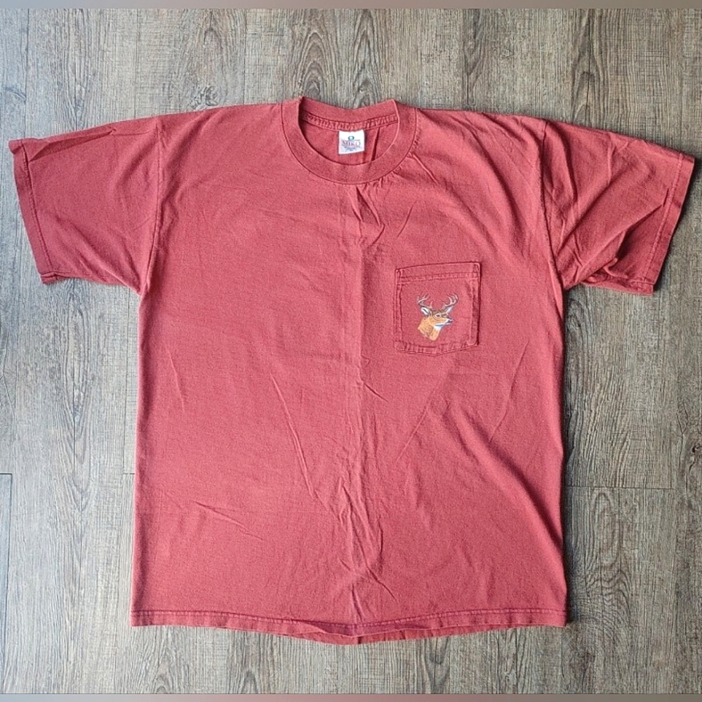 Vintage Deer Head Mount Men's T-shirt Eight 8 Point Buck Short Sleeve  Maroon XL